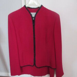 Kasper 2-Piece Suit